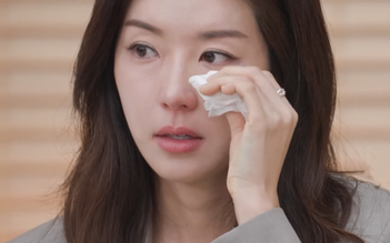 Park Han Byul 'sống như địa ngục' sau khi chồng đại gia vướng scandal chấn động