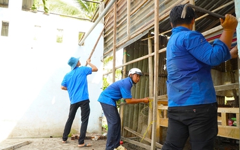 'Nhà được sửa sang lại vững chắc, tôi mừng không gì bằng'
