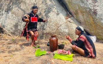 Độc đáo di sản văn hóa phi vật thể: Lễ cầu mưa ở Ayun Hạ