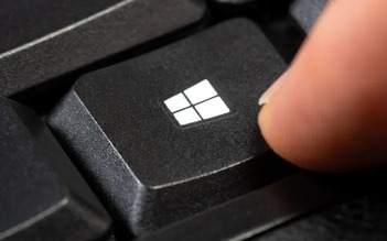 Bất ngờ với 'trứng phục sinh' ẩn giấu suốt 37 năm của Microsoft
