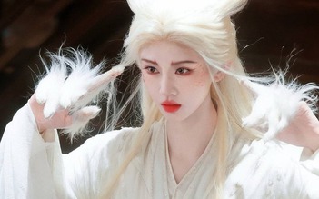 ‘Mỹ nữ 4.000 năm’ Cúc Tịnh Y đọ sắc cùng Trần Đô Linh trong phim mới