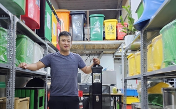 Lập nghiệp với thùng rác, thu lợi khoảng 1 tỉ đồng/năm