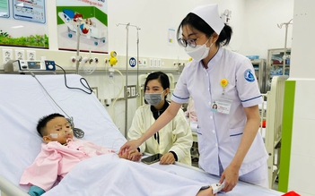 TP.HCM hiện có bao nhiêu điều dưỡng, hộ sinh?