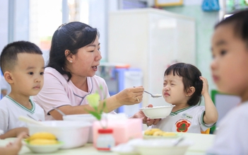 Dự kiến tăng phụ cấp giáo viên mầm non đến 80%