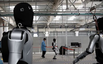 Trung Quốc đẩy mạnh robot tích hợp AI cho hoạt động sản xuất