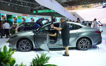 Sedan hạng D: Mỗi Toyota Camry còn giữ được sức hút