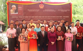 Ra mắt sách song ngữ 'Bác Hồ ở Thái Lan'