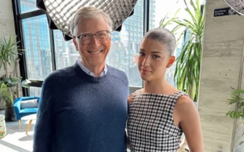 Con gái tiết lộ Bill Gates mắc chứng rối loạn tâm lý