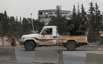 Israel tấn công gần dinh tổng thống ở Syria