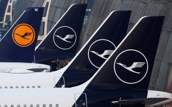 Sự cố chuyến bay chở 200 người mà không có phi công suốt 10 phút