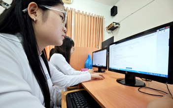 Trường ĐH mở cổng tuyển sinh, có phải xét tuyển sớm ?