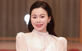 Nữ ca sĩ vinh dự được biểu diễn trước Tổng thống Pháp là ai?