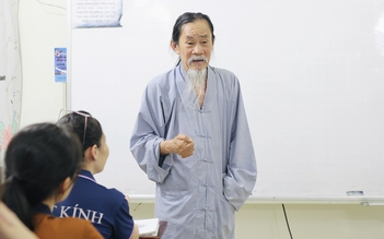 TP.HCM nghĩa tình: Lớp học miễn phí ở chùa Lá