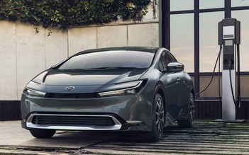 Toyota đẩy mạnh sản xuất xe hybrid cắm sạc