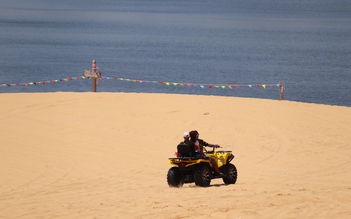 Vì sao H.Bắc Bình kiến nghị dừng hoạt động xe địa hình ở Bàu Trắng?