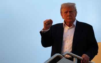 Ông Trump ra lệnh đánh thuế 100% phim nhập khẩu