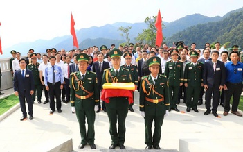 Tự hào, thiêng liêng Lễ thượng cờ A Pa Chải - cực Tây Tổ quốc