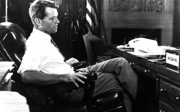 Bỏ sót hung thủ trong vụ ám sát ứng viên Tổng thống Mỹ Robert F. Kennedy?
