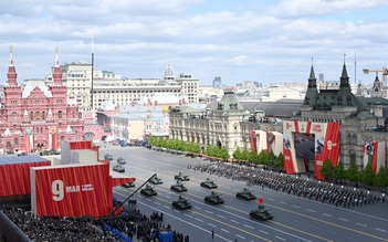Toàn cảnh lễ duyệt binh Ngày Chiến thắng trên Quảng trường Đỏ ở Nga