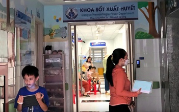 Cảnh báo trẻ nhập viện do sốt xuất huyết tăng mạnh vào mùa mưa