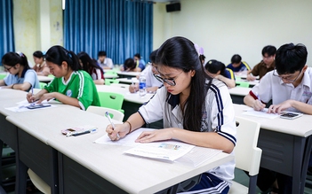 Tuyển sinh ĐH 2025: Thách thức về sự công bằng