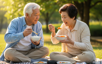 Ngày mới với tin tức sức khỏe: Người lớn tuổi cần bổ sung dưỡng chất gì?