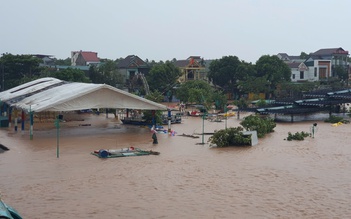 Quảng Trị: Miền núi sạt lở đất, đồng bằng ngập sâu
