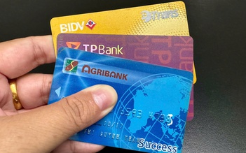 Cần chuyển đổi thẻ ATM từ sang thẻ chip, trước 1.7?