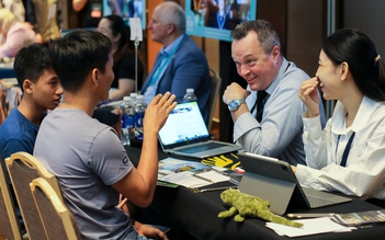 Du học sinh Việt trả bao nhiêu tiền ở lại các nước làm việc sau tốt nghiệp?