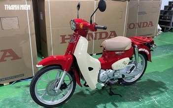 Honda Super Cub Hello Kitty sản xuất giới hạn rục rịch về Việt Nam