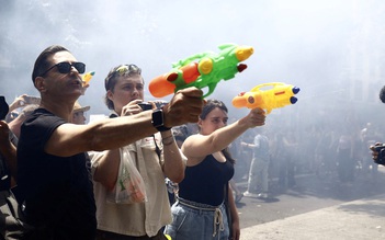 Quá tải du lịch hè ở châu Âu