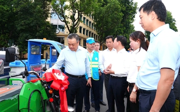 Hà Nội vận hành thiết bị vệ sinh môi trường hiện đại ở nội đô