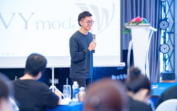 Thời trang Việt 'chuyển mình' cùng AI