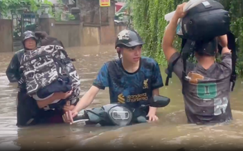 Thái Nguyên mưa lớn trên 742 mm, 4 tỉnh thành phải hộ đê, ứng phó lũ