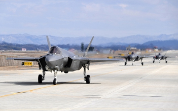 Anh mua 12 máy bay F-35A có khả năng mang vũ khí hạt nhân