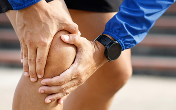 Thoái hóa khớp gối không còn là bệnh của người già