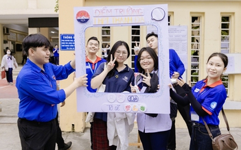 Thí sinh thêm tự tin nhờ được tiếp sức tinh thần ấn tượng