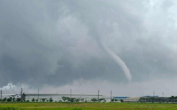 Vòi rồng xuất hiện ở Bắc Ninh, làm gì để an toàn khi gặp hiện tượng này?