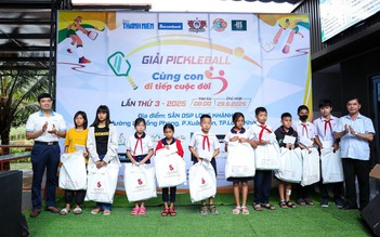 Giải pickleball nghĩa tình hướng về trẻ mồ côi