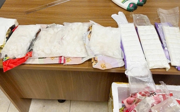 Bắt 2 đối tượng vận chuyển hơn 5,3 kg ma túy