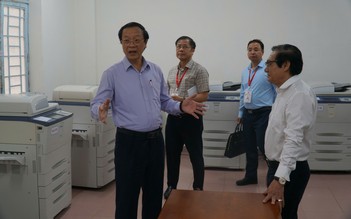 Thứ trưởng Bộ GD-ĐT kiểm tra công tác chuẩn bị thi tốt nghiệp THPT tại Đồng Nai