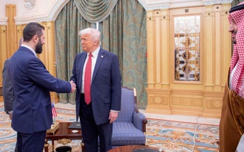 Ông Trump ký lệnh dỡ bỏ cấm vận đối với Syria sau 20 năm