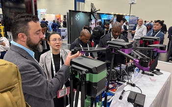 Lập nghiệp ở TP.HCM: 'Cu lơ xe' trở thành nhà sản xuất drone