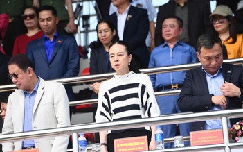Madam Pang được ‘bơm’ hơn 161 tỉ đồng cứu nguy FAT và bóng đá Thái Lan