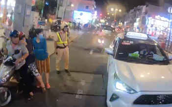 CSGT TP.HCM đón taxi, mở đường đưa người đi cấp cứu: Người dân phản ứng bất ngờ