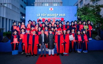 Thêm một thế hệ bác sĩ, cử nhân Trường đại học Phan Châu Trinh tốt nghiệp