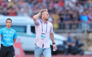 CLB CAHN: Chờ HLV Polking nâng cấp vẻ đẹp tấn công