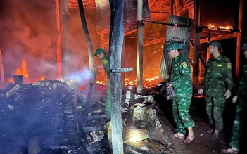 Quảng Trị: Chiến sĩ biên phòng xuyên đêm chữa cháy nhà dân