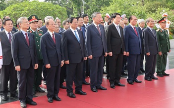Lãnh đạo Đảng, Nhà nước tưởng niệm các anh hùng liệt sĩ, vào lăng viếng Bác