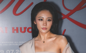 Văn Mai Hương thừa nhận từng ngu dại trong tình yêu